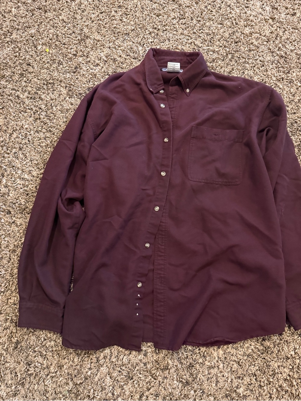 Columbia Men's Button-Down Shirt in Burgundy